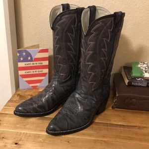 NWOT Size 8 women’s Durango Boots